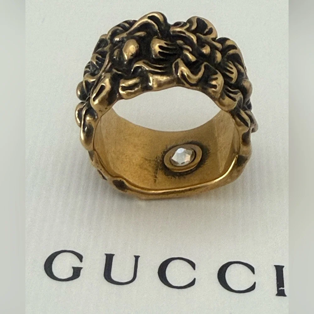 GUCCI Lion Hair Rhinestone Gold Tone Ring - Picture 4 of 9